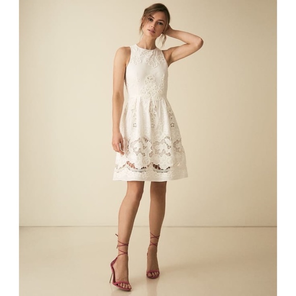 ✨NWT✨ REISS Rosina Broderie Fit And Flare Dress in White Sz US 2 (XS) - Picture 1 of 12
